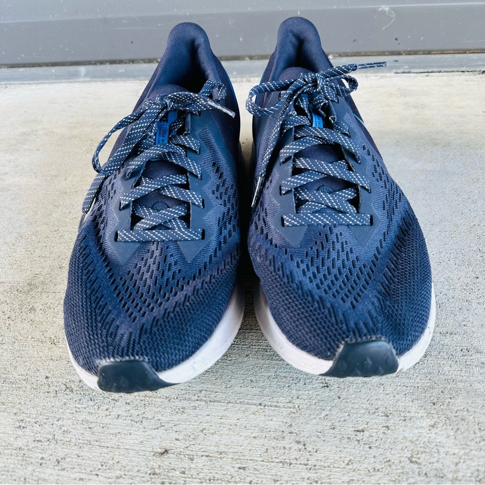 Nike AQ7497-009 Zoom Winflo Run Fast Men Size 10.5 Running Shoes - Picture 3 of 8